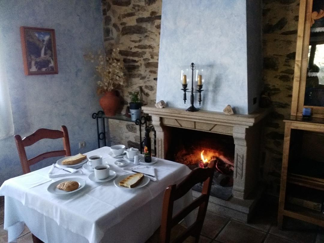 Mesa Del Conde Hotel San Felices de los Gallegos Екстериор снимка